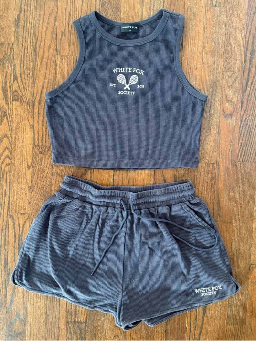 White Fox Golden Girl Set - Size M - Charcoal Gray